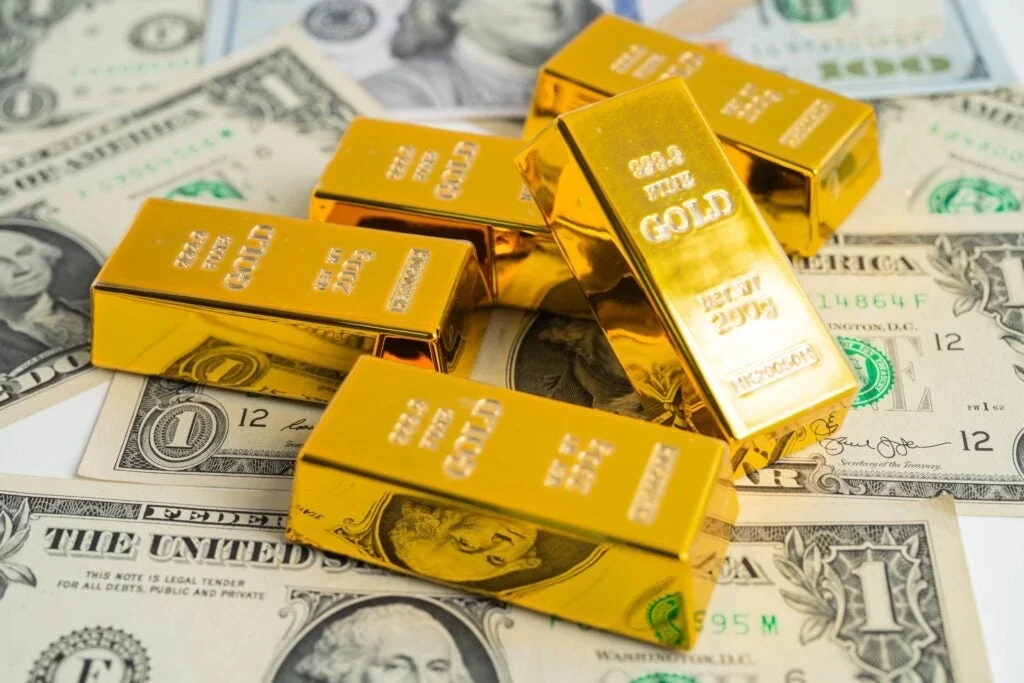SPDR Gold Shares Drop Amid Fed Rate Decision