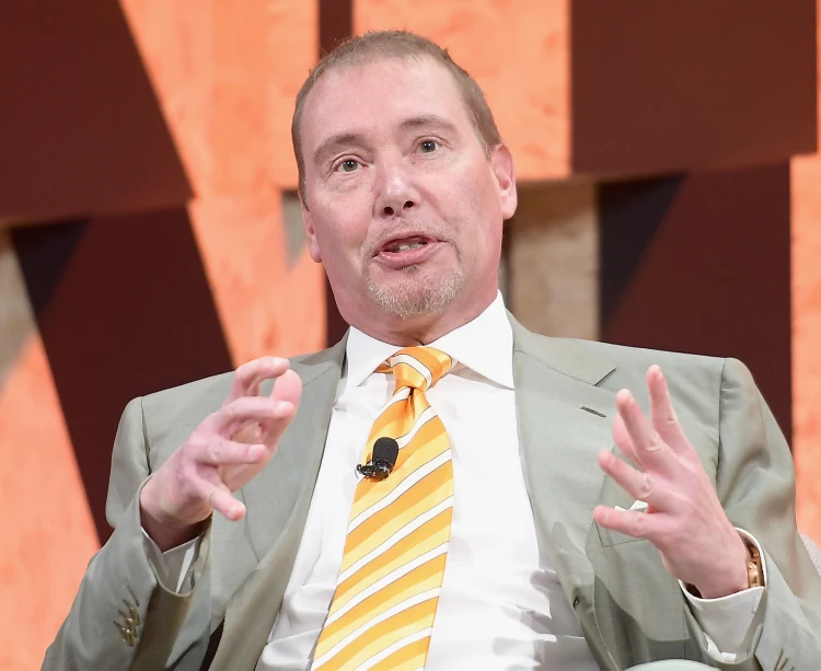 Gundlach sees risk of Fed over-easing