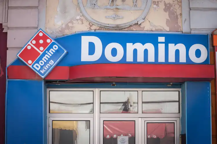 Domino's Pizza rallies after comparable sales growth sizzles in Q1