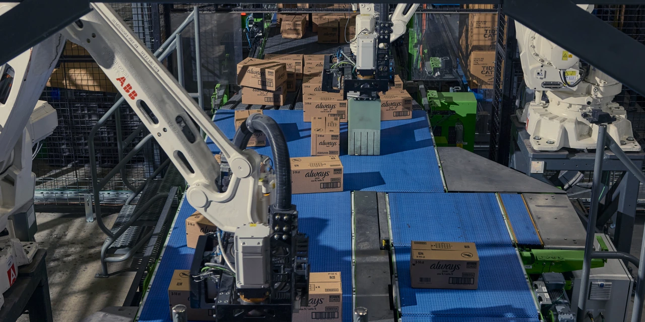 For Walmart, Replacing Humans With Robots Is a Multibillion-Dollar Struggle