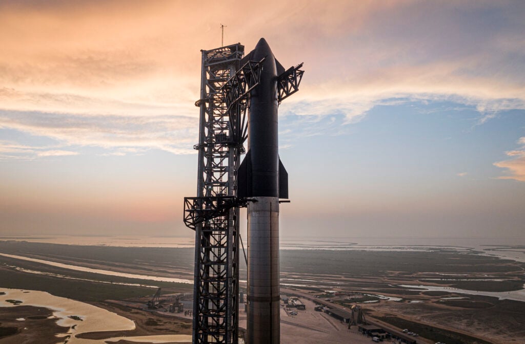 SpaceX Delivers Q3 Double Beat as AI Revenue Soars