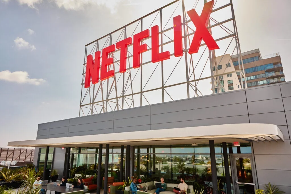 This Analyst With 85% Accuracy Rate Sees Around 11% Upside In Netflix - Here Are 5 Stock Picks For Last Week From Wall Street's Most Accurate Analysts