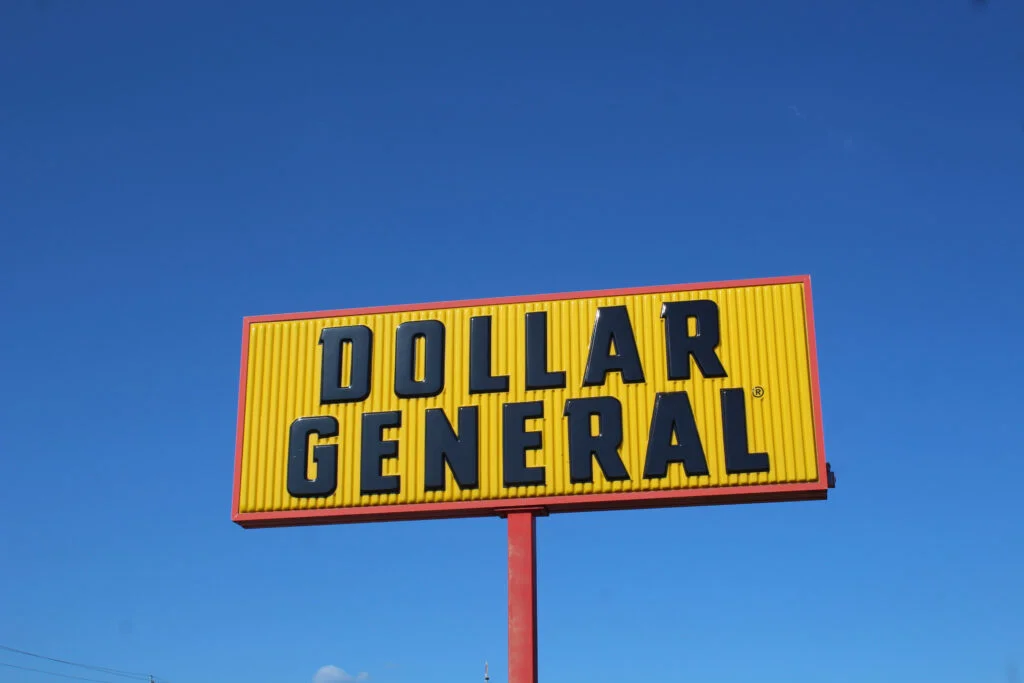 Dollar General Set For Q1: Analyst Sees Trade-In Momentum, Margin Recovery, Strong Price Gaps Over Rivals