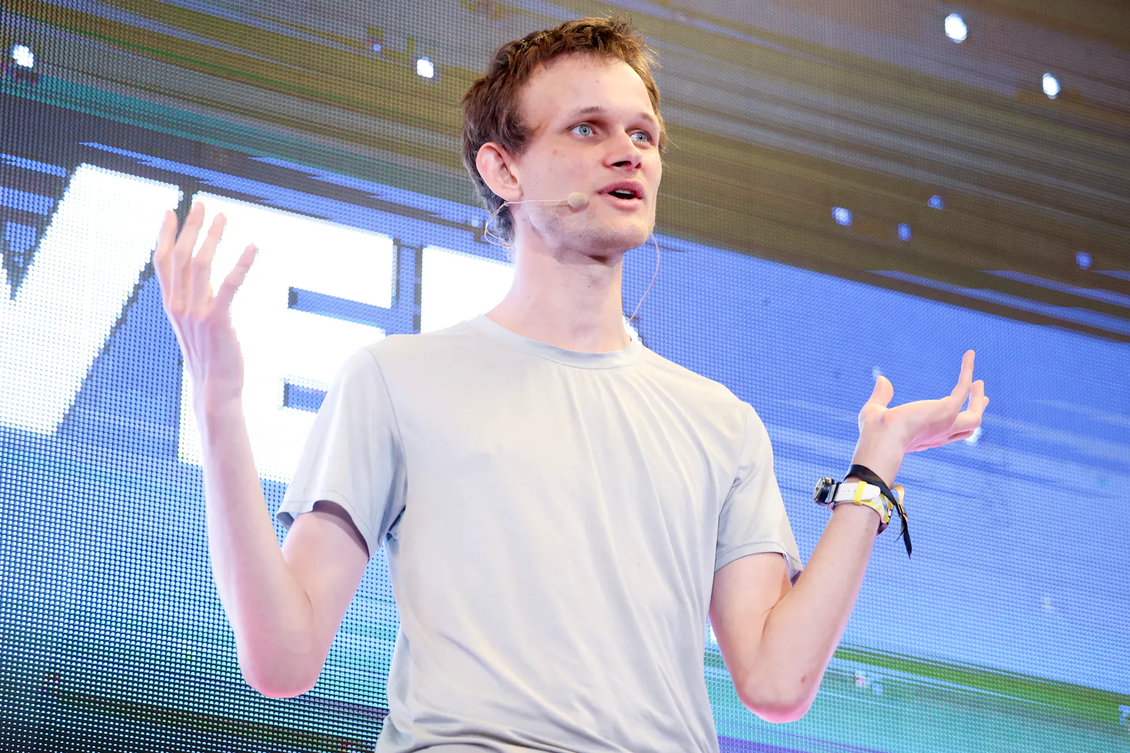 Buterin’s sales, ETF outflow streak weigh on ethereum