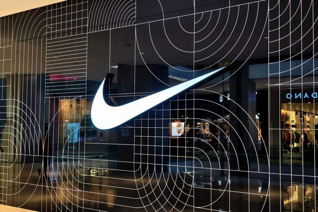 Nike Stock Hits New Low as On Holding Competition Heats Up, Yields Spike, and S&P 500 Removal Nears