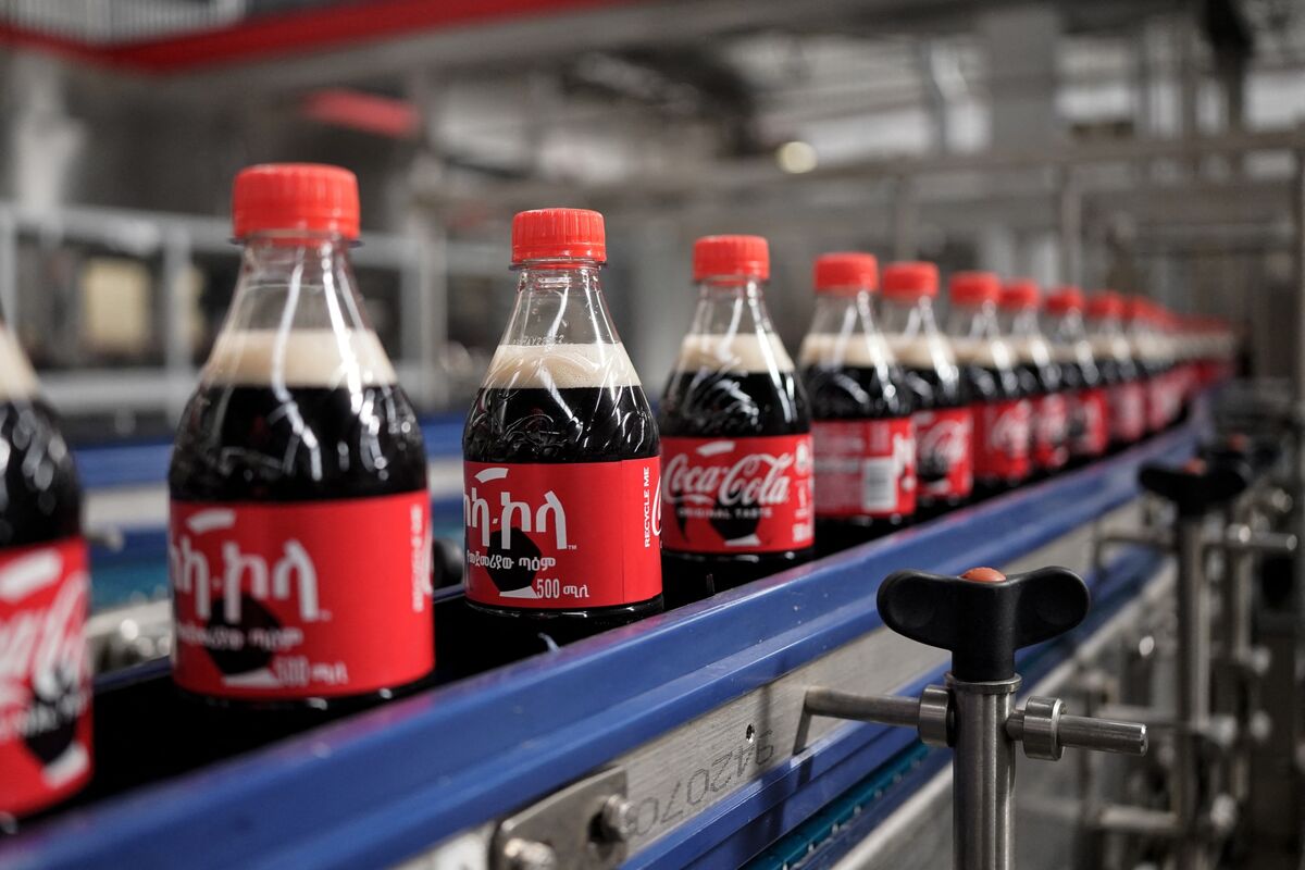 Coca-Cola Considers Potential IPO of $8 Billion African Bottling Business - Bloomberg