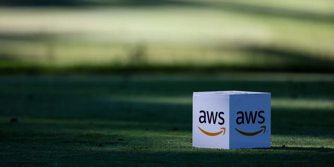 Amazon’s stock is primed for a 40% rally, according to this bull who has named it his top pick