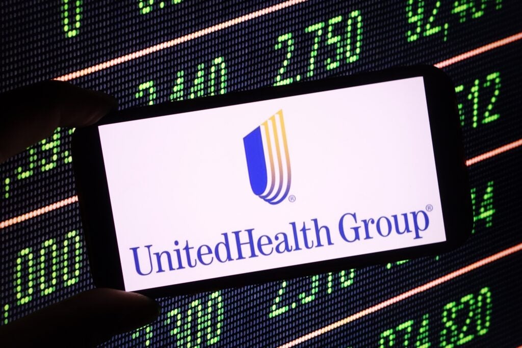 UnitedHealth Stock Wobbles Despite 61% Profit Jump, Boosted Outlook