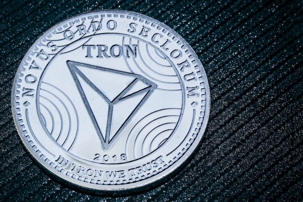 Justin Sun Says Bitcoin 'Debates,' Ethereum Forms 'Research Committees,' While Tron 'Builds' As Blockchain Unveils Post-Quantum Initiative