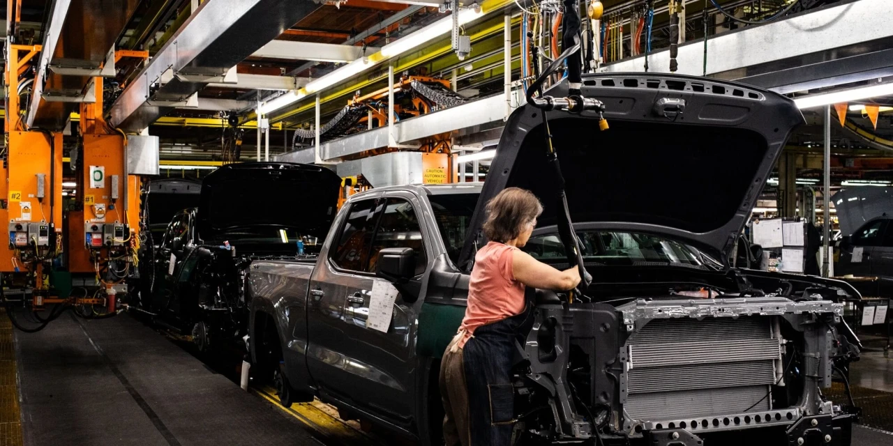 GM Stock Rises on Switch From NYSE to Nasdaq