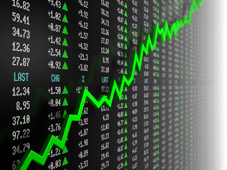 Oshkosh jumps to four-month high after issuing upbeat financial targets
