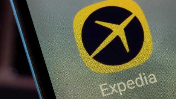 Expedia stock sinks on full-year guidance cut, Q1 bookings - Yahoo Finance