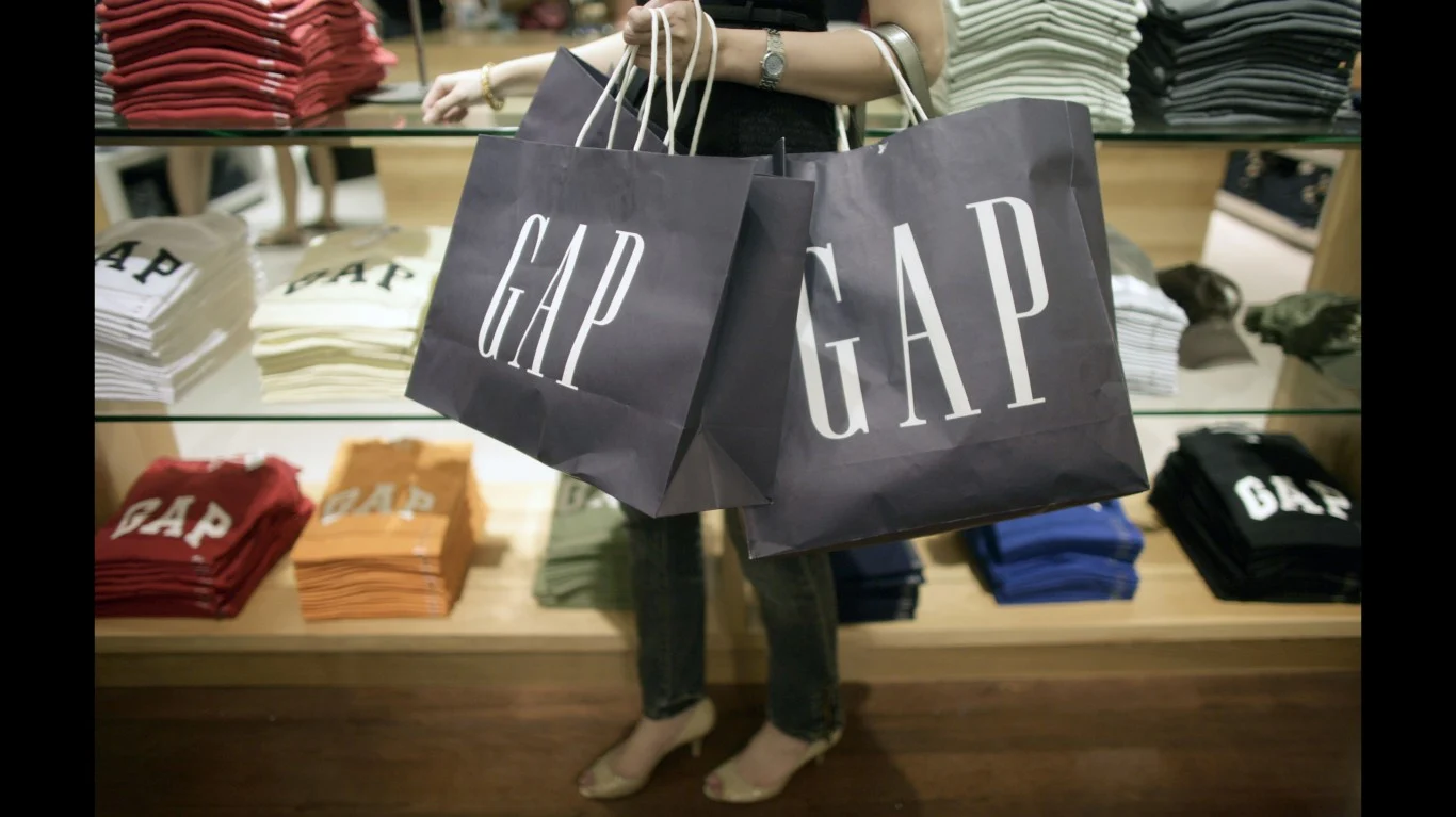 Gap Spikes 15% as Raised Profit Outlook Overrides Trimmed Sales Forecast, Abercrombie & Fitch Ticks Up