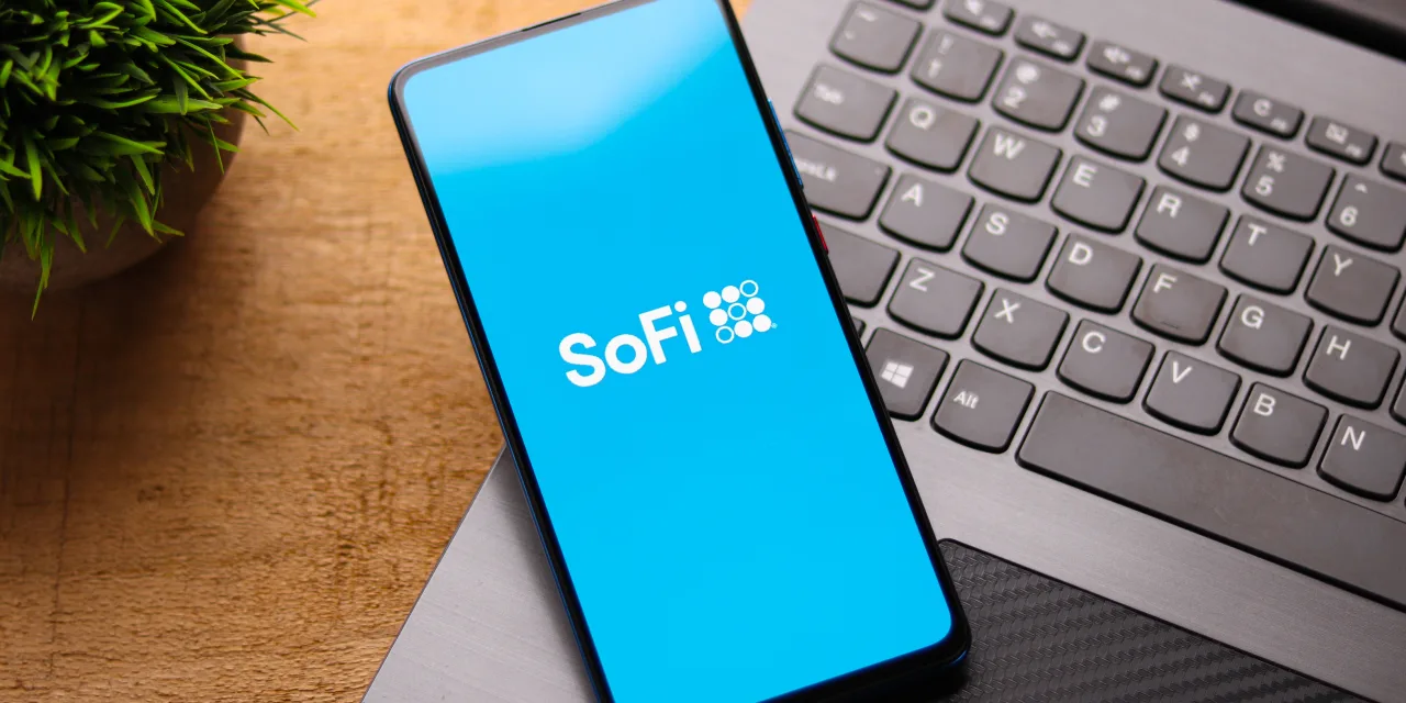 SoFi Must Win Back Wall Street’s Confidence. Strong Earnings Aren’t Enough.