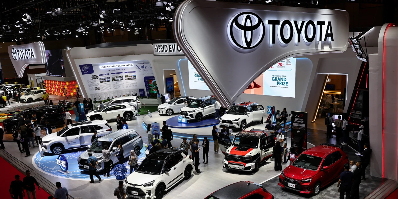 Toyota Projects Lower Profit Due to Middle East Impact