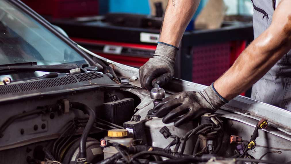 Auto Parts Suppliers Rise Thanks To Easing Tariff Headwinds