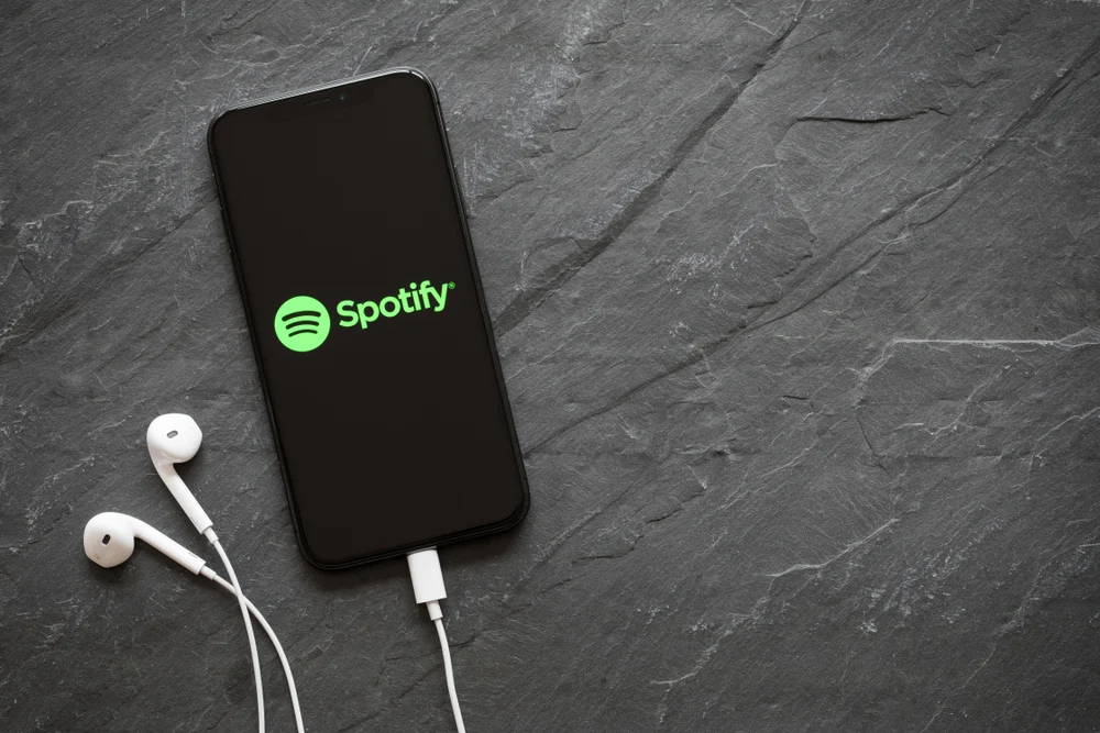 Spotify, American Express, Linde And An Energy Stock: CNBC's 'Final Trades'
