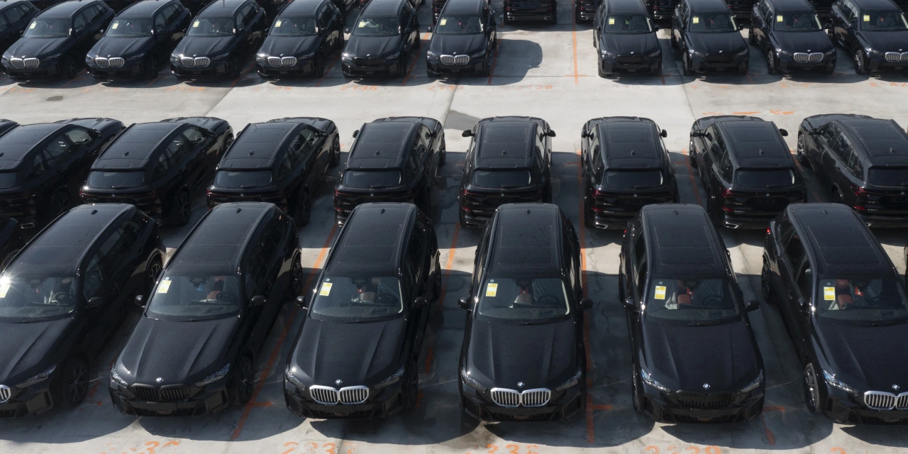 BMW Posts Lower Earnings as Competition Hurts Sales