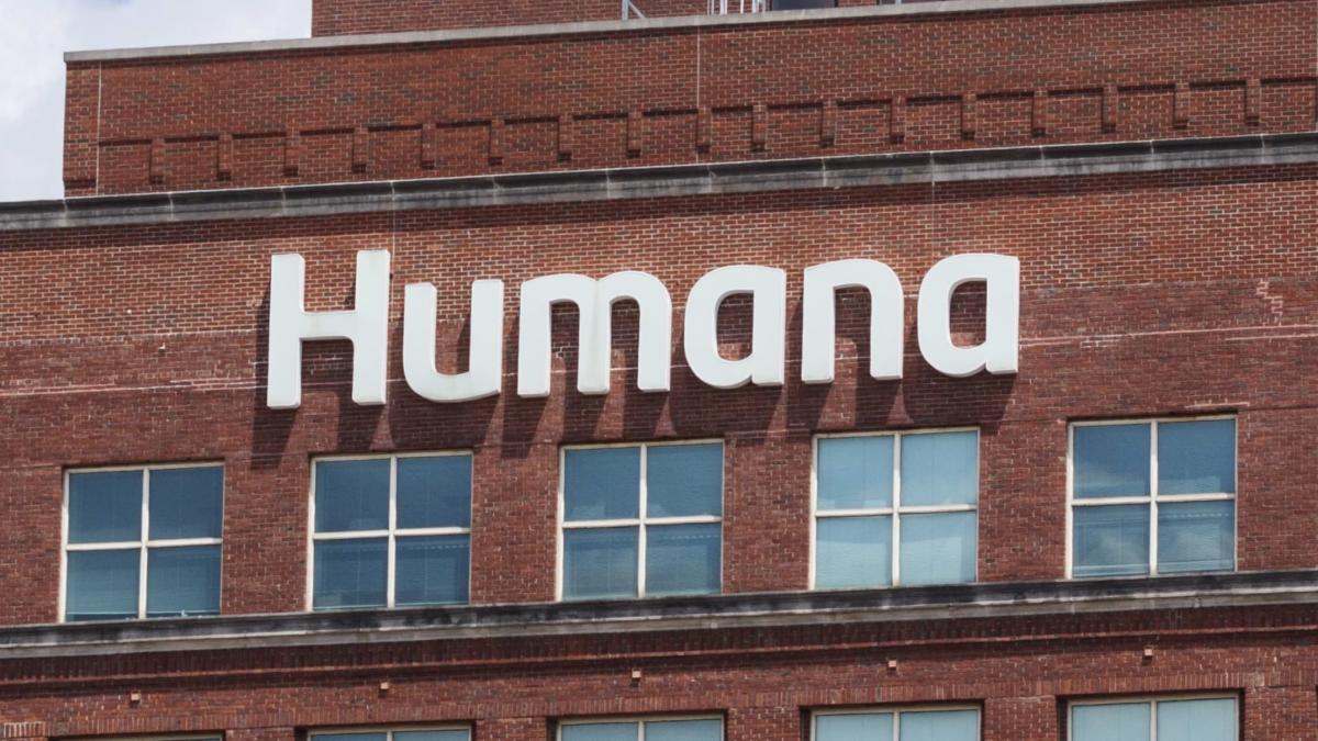 Humana stock slides on pullback for 2025 forecast - Yahoo Finance