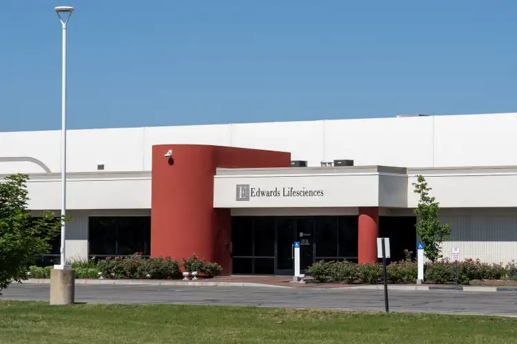 FTC sues to block Edwards Lifesciences purchase of JenaValve