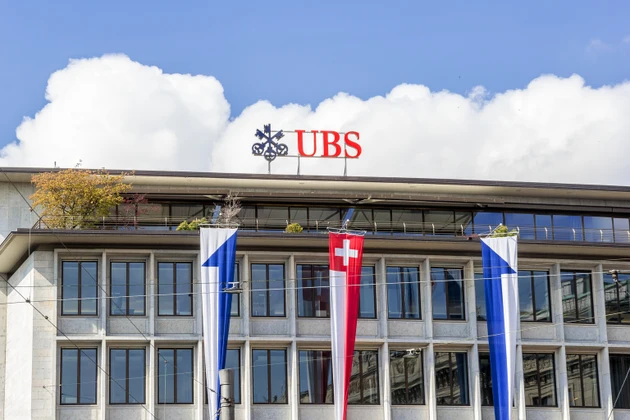 UBS to shed fund administration business acquired through Credit Suisse merger