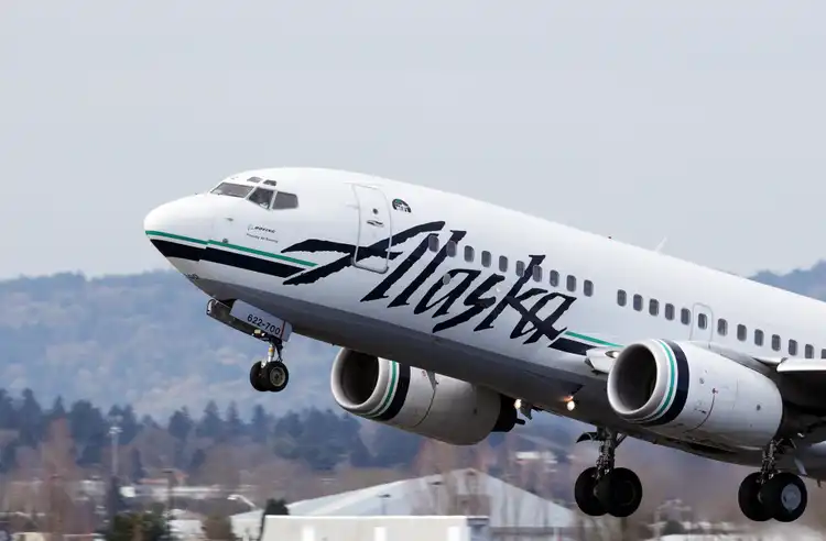 Hawaiian Holdings, Alaska Air certify substantial compliance with FTC 2nd request