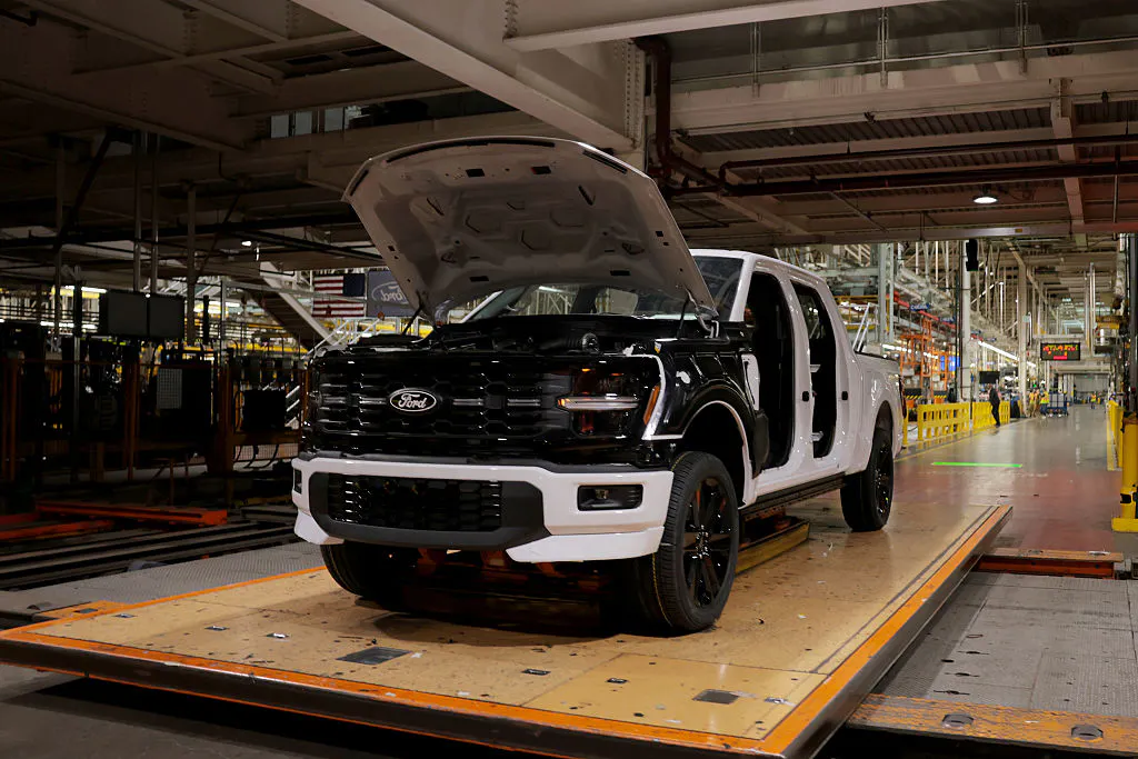 Ford reportedly in talks to buy hybrid vehicle batteries from Chinese auto giant BYD