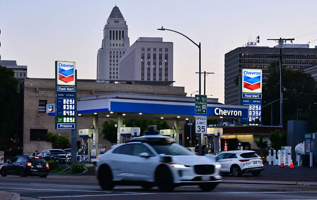 Chevron posts mixed Q1 results, as sales miss offsets big earnings beat