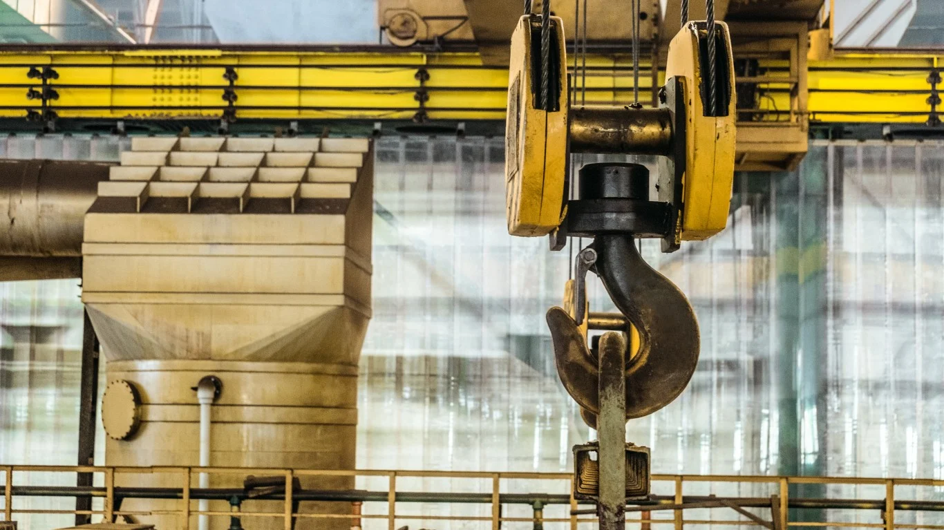 Wall Street Backs Terex Corp After Selloff: Barclays Sets $65 Price Target