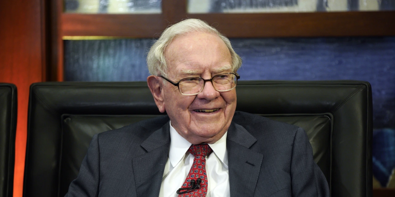 CEOs Want to Be Like Warren Buffett, Right Down to His Shareholder Letter