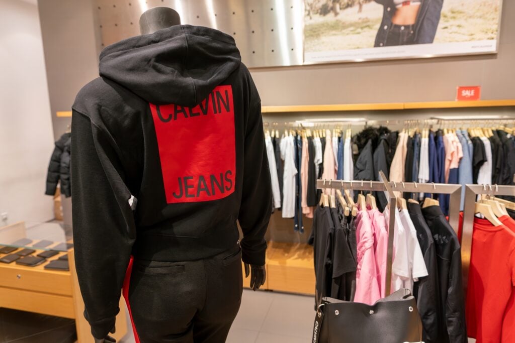 Calvin Klein Parent PVH Sinks Over 16% In 5 Days After Slashing Revenue Guidance: CEO Says Brand Is Balancing 'Opposing Forces' And 'Momentum'