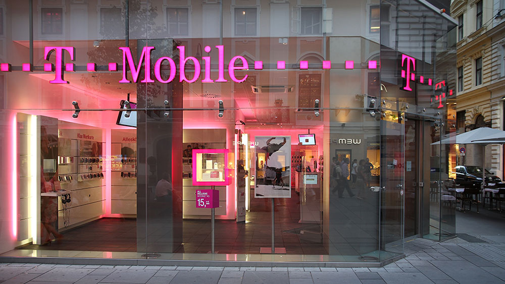 Is T-Mobile A Buy Or Sell As Q3 Subscriber Additions Lead Industry?