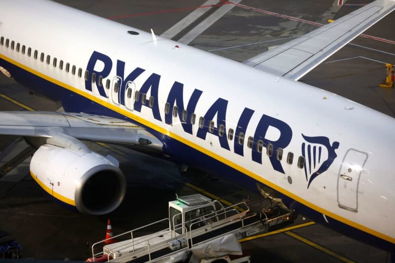 Irish budget airline Ryanair April passengers up 8% year on year - Yahoo Finance