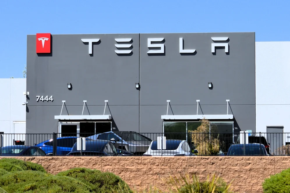 Gary Black Says Shareholder Vote The 'Fairest' Way To Decide On Tesla, xAI Merger, Questions Elon Musk's Plans To Sell: 'xAI Likely To Grow...'
