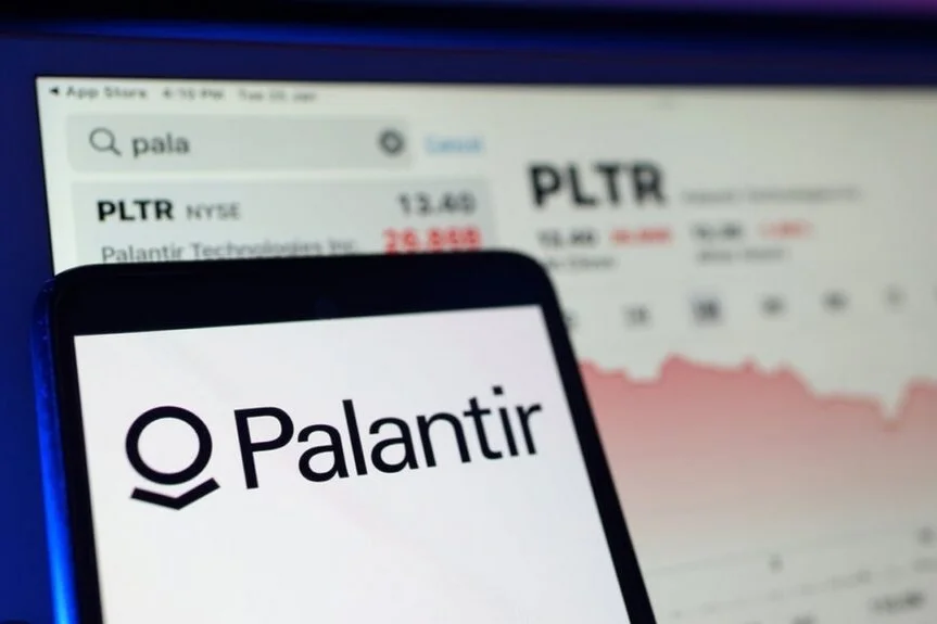 Palantir Soars To $150B Market Cap As Analysts Flag Risks In Valuation, Insider Sales