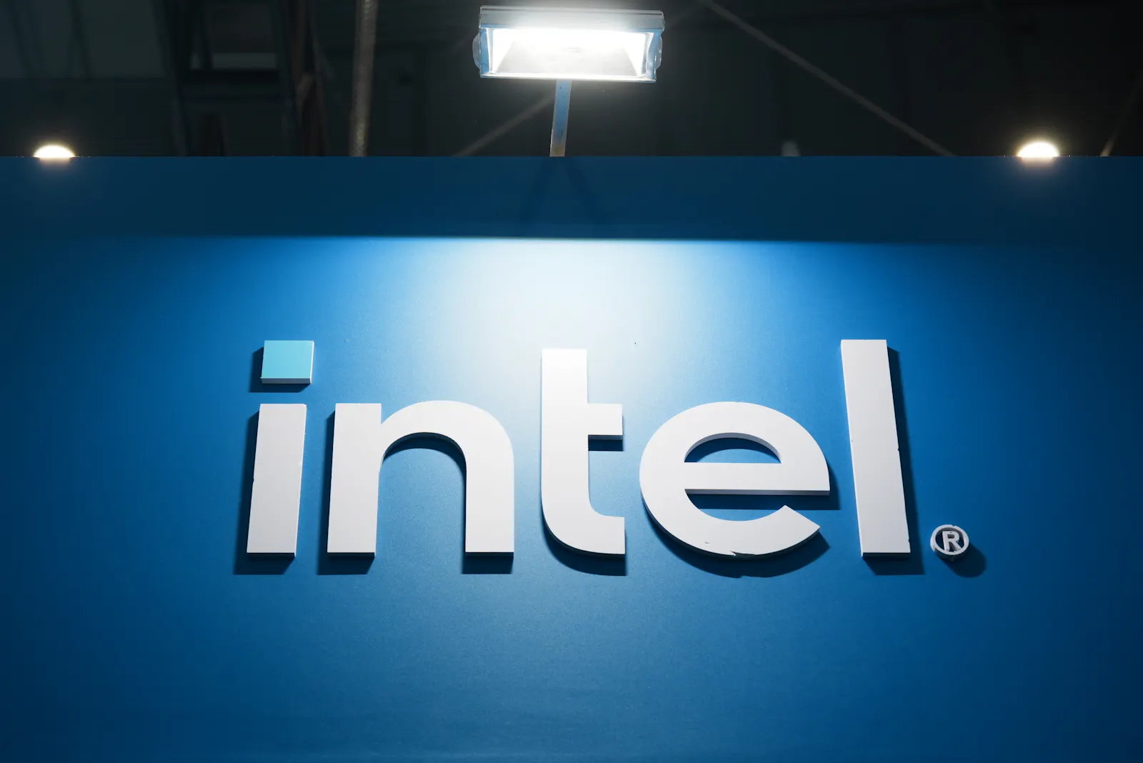 Intel pops on reported Apple chip deal