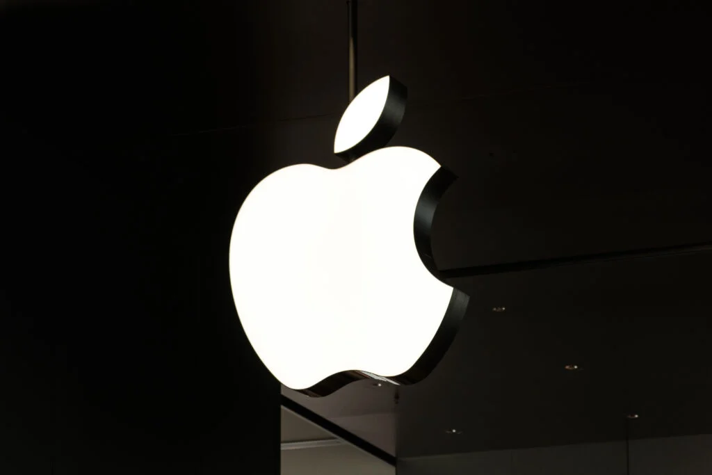 Apple Stock Pops On Strong Q3 Guidance: Details