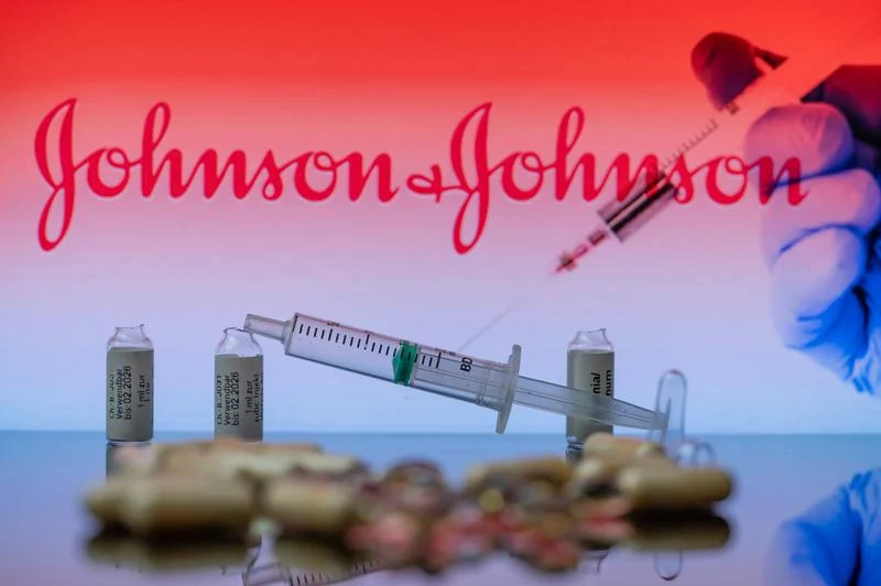 History Says Johnson & Johnson Beats Medtronic. Here's Why I'd Still Consider MDT for the Next Decade.