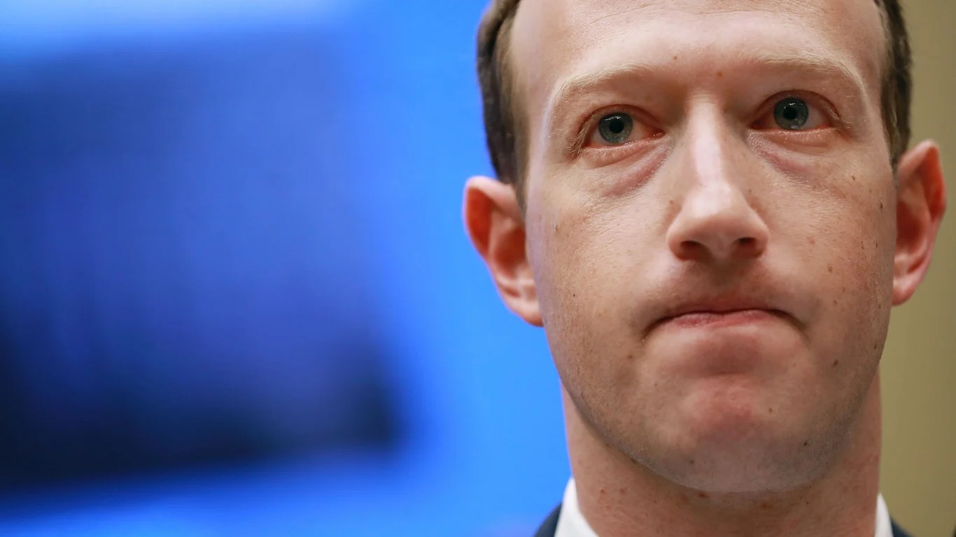 New AI Cold War?! Did Google Really 'Throttle' Zuckerberg's AI Access?