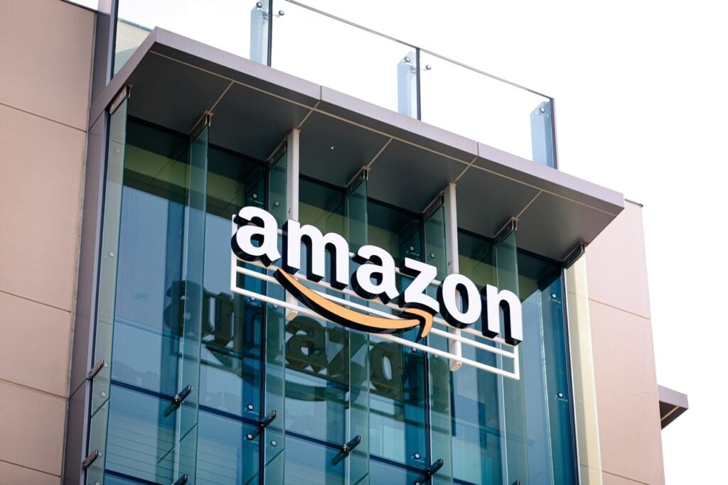 Bill Ackman Says META and AMZN Are 'Cheap Stocks' Despite Their Massive Size