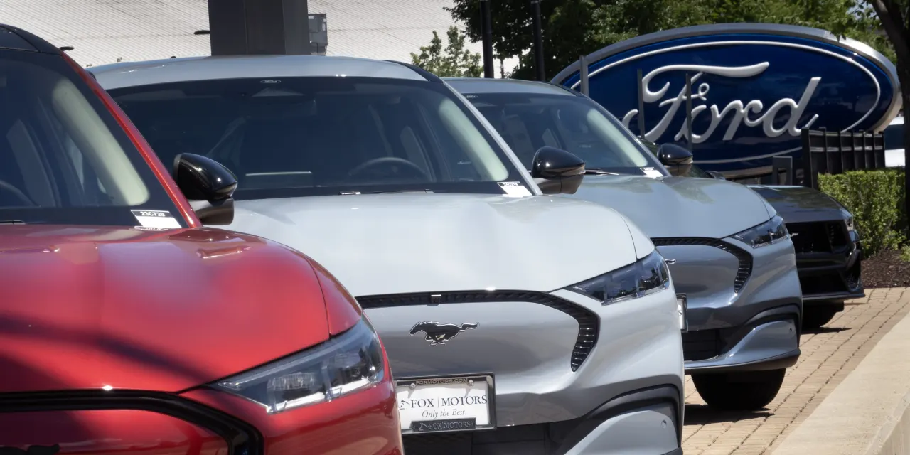 Ford’s stock is the S&P 500’s biggest gainer. The carmaker is putting a very Tesla spin on things.
