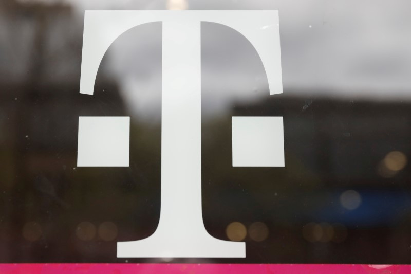 US FCC approves T-Mobile deal to buy budget provider Mint Mobile - Yahoo Finance