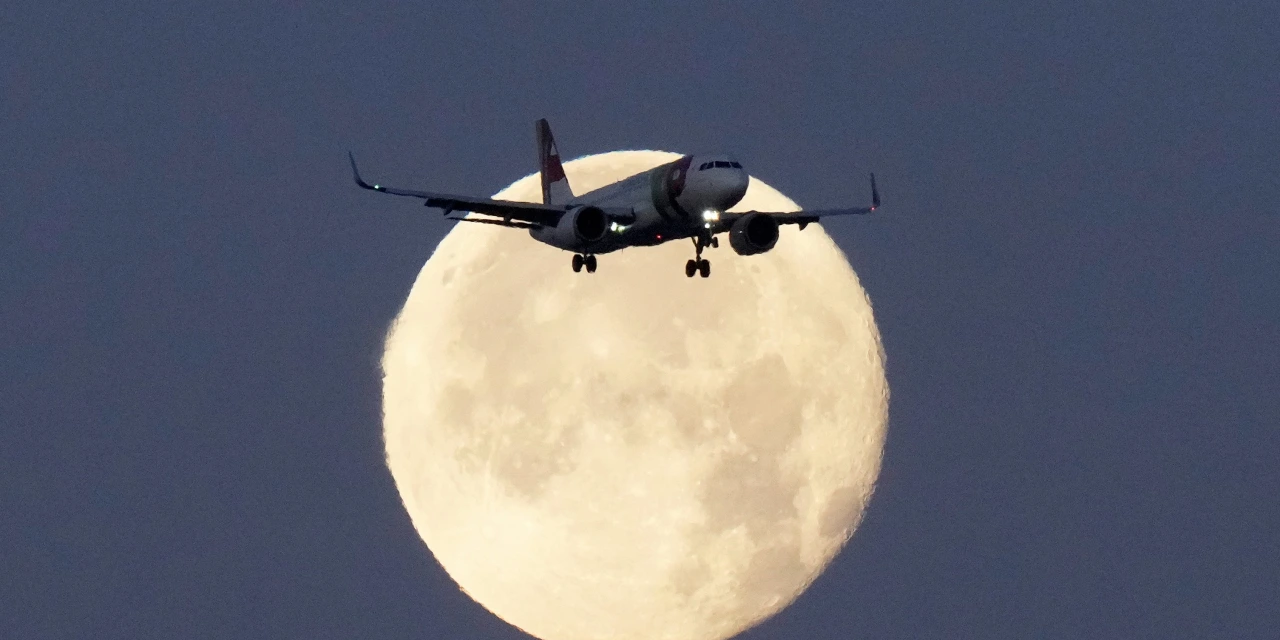 Airbus Cuts Plane Delivery Goal Due to A320 Fuselage Quality Issue