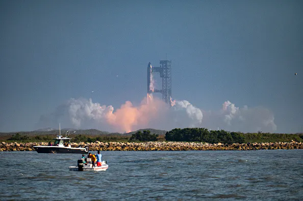 SpaceX heads to $400 billion valuation in upcoming share sale, worth more than Bank of America, Home Depot