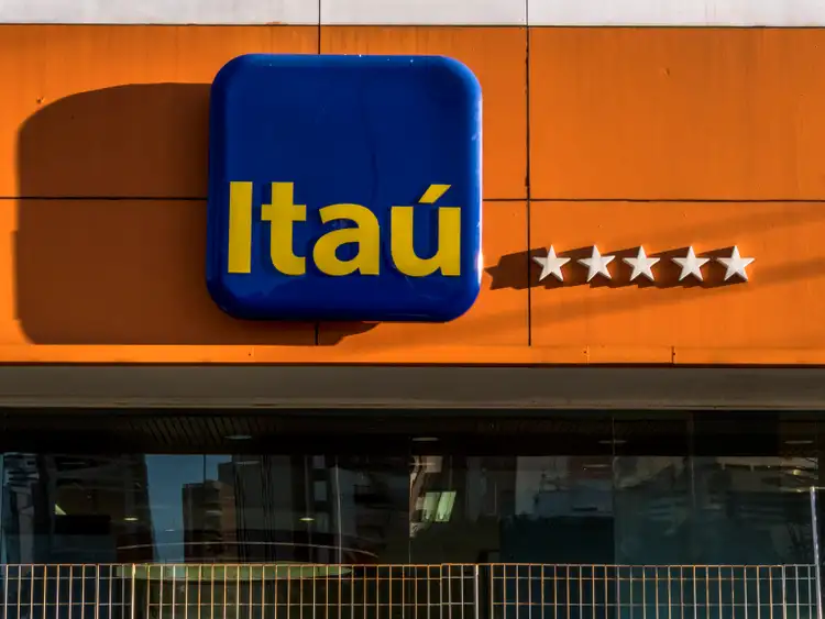 KKR, Brazil's Itau Unibanco to develop private investments for wealth and institutional clients