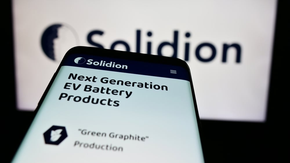 Solidion Stock Gains as Insider Purchases Follow $1 Million Buyback Authorization