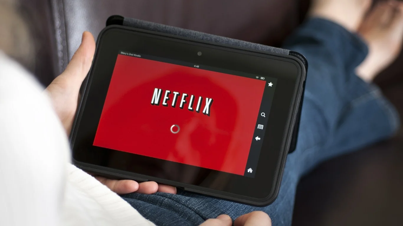 Buy, Hold, or Sell: Dropping 39% From Its All-Time High Under a Hawkish New Fed, Is Netflix an Absolute Buy at $81?