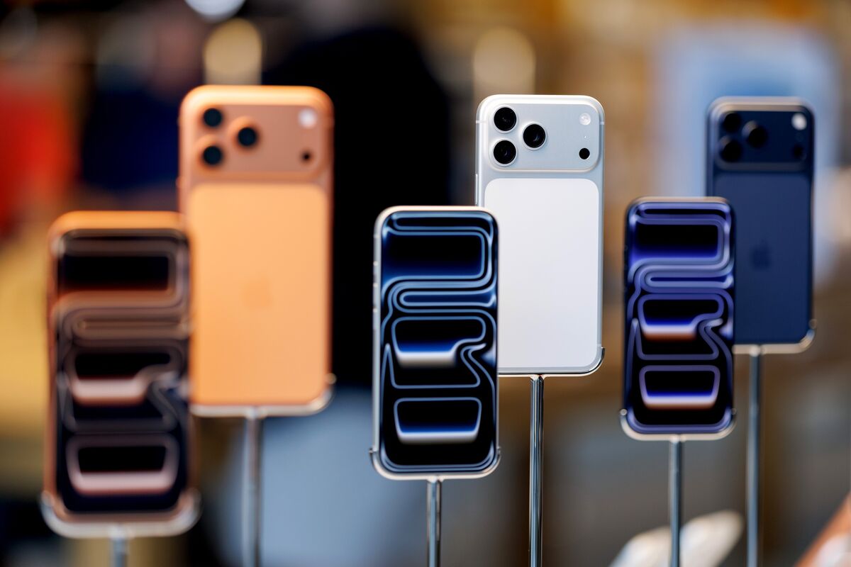 iPhone 17 Bucked China Mobile Lull in January, Counterpoint Says