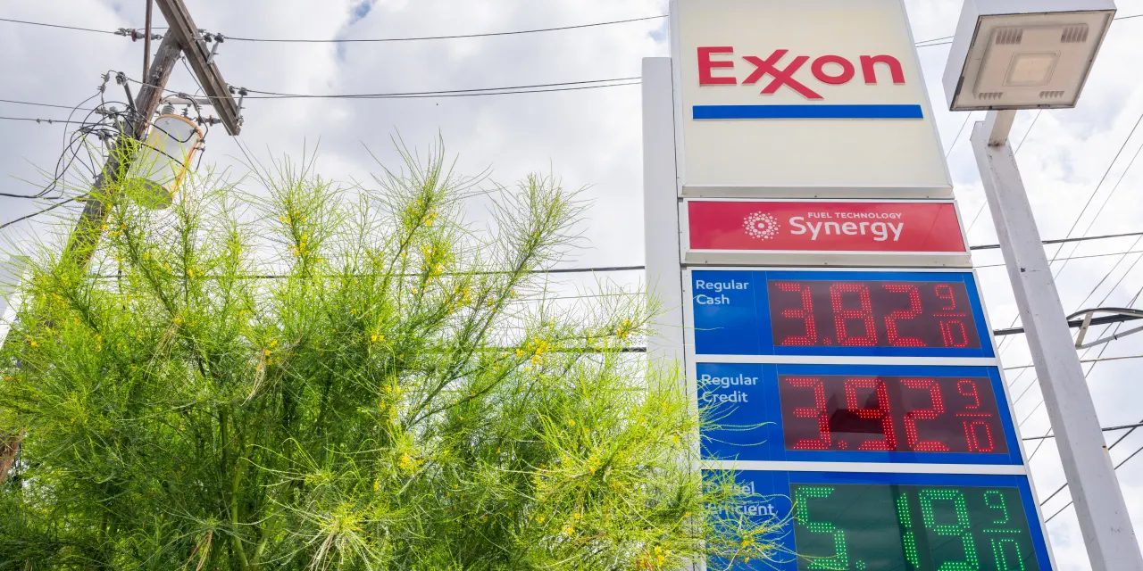 Exxon, Chevron, and More Oil Stocks Fall. Why That Could Be the New Normal.