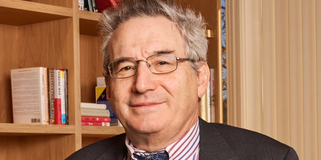 Berkshire Hathaway Will Lose Its Biggest Mutual-Fund Fan With Danoff’s Retirement